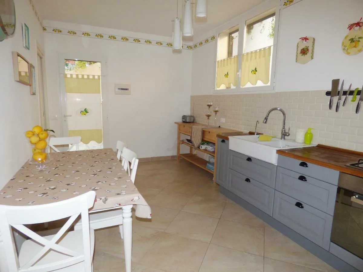 Della Rose Villa Ospedaletti Holiday home